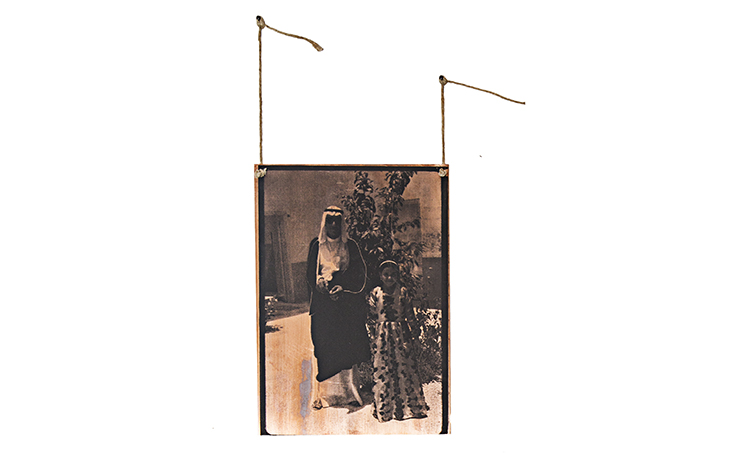 Manal Al Dowayan, Man and Girl; copper plates; 18x25cm.jpg